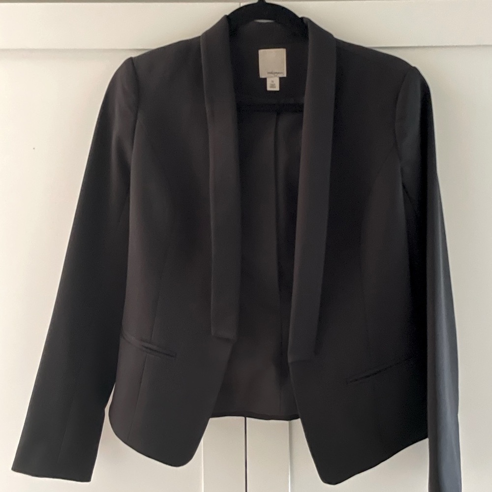 Like new Halogen Blazer Size XS